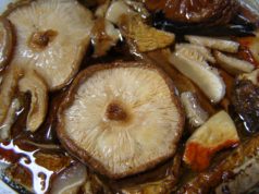Irresistible Hot & Sour Shiitake Mushroom Soup!